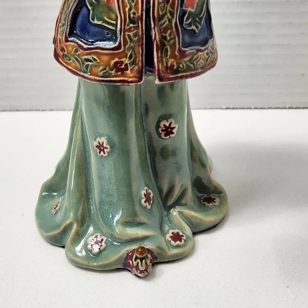 Shiwan Chinese Porcelain Standing Court Lady Figurine Reading Book Scroll EUC
